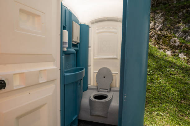 Portable Toilet Options We Offer in Lemoore, CA